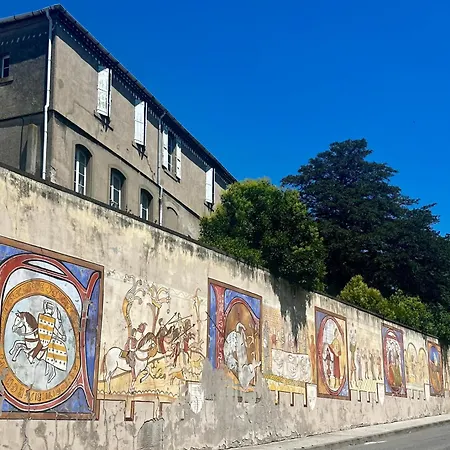 Casa 78 Trivalle - Cite 500m, Parking Public Gratuit 200m, Wifi, Menage Inclus - Free Public Car Park 200m Apartment Carcassonne