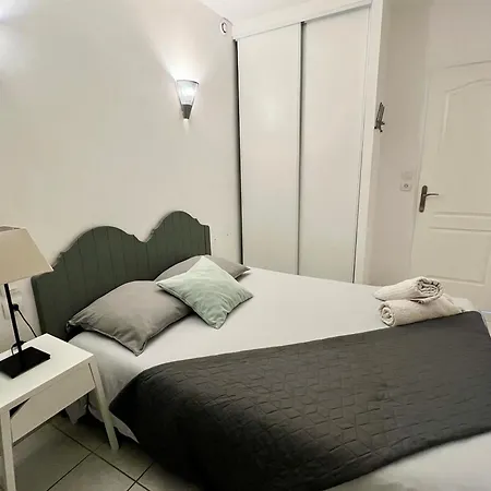 Casa 78 Trivalle - Cite 500m, Parking Public Gratuit 200m, Wifi, Menage Inclus - Free Public Car Park 200m Carcassonne