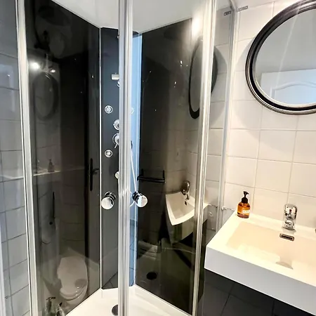 Apartment Casa 78 Trivalle - Cite 500m, Parking Public Gratuit 200m, Wifi, Menage Inclus - Free Public Car Park 200m