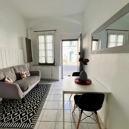 Casa 78 Trivalle - Cite 500m, Parking Public Gratuit 200m, Wifi, Menage Inclus - Free Public Car Park 200m Apartment *
